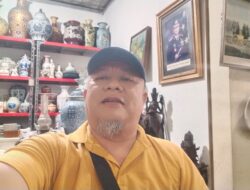 Mantan Wartawan Kassah Hakim Bertahan Menggeluti Bisnis Barang Antik, Simpan Ribuan Koleksi Peradaban Tiongkok