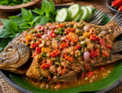Pecak Ikan Nila, Kuliner Nusantara dengan Sensasi Pedas Segar yang Selalu Menggugah Selera