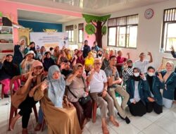 Poltekkes Kemenkes Bandung Bogor Terapkan Senam Kaki, Tekan Risiko Komplikasi Diabetes di Ciomas Rahayu